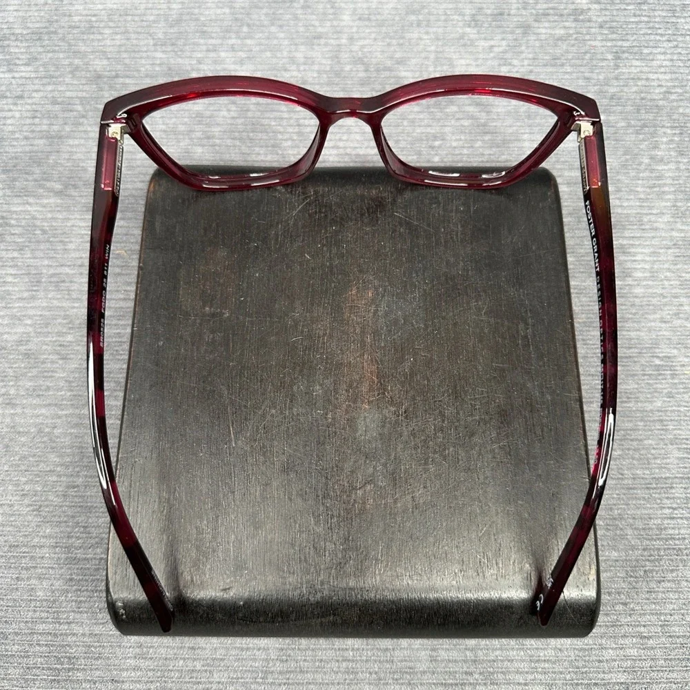 Foster Grant Design Optics Reading Y2K Glasses Wine Burgundy Cat Eye SR0525